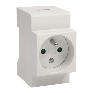 FD16 IP20  modulárna zás. 240V na DIN