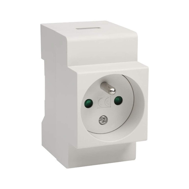 FD16 IP20  modulárna zás. 240V na DIN