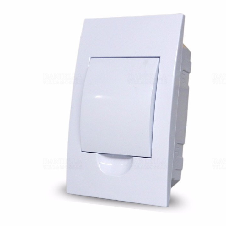 STI459 4mod biely rozvádzač pod omietku IP40