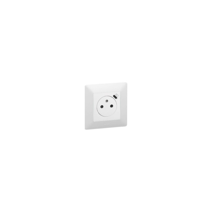 Val 753136 1- zásuvka biela s USB Valena life