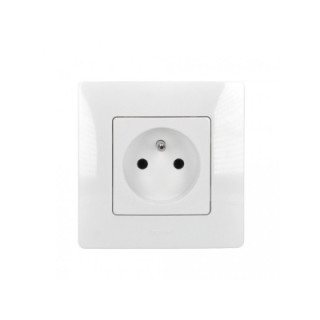 NIL 764527 -ZÁS 2P+T 16A BIELA s clonkami  Niloe