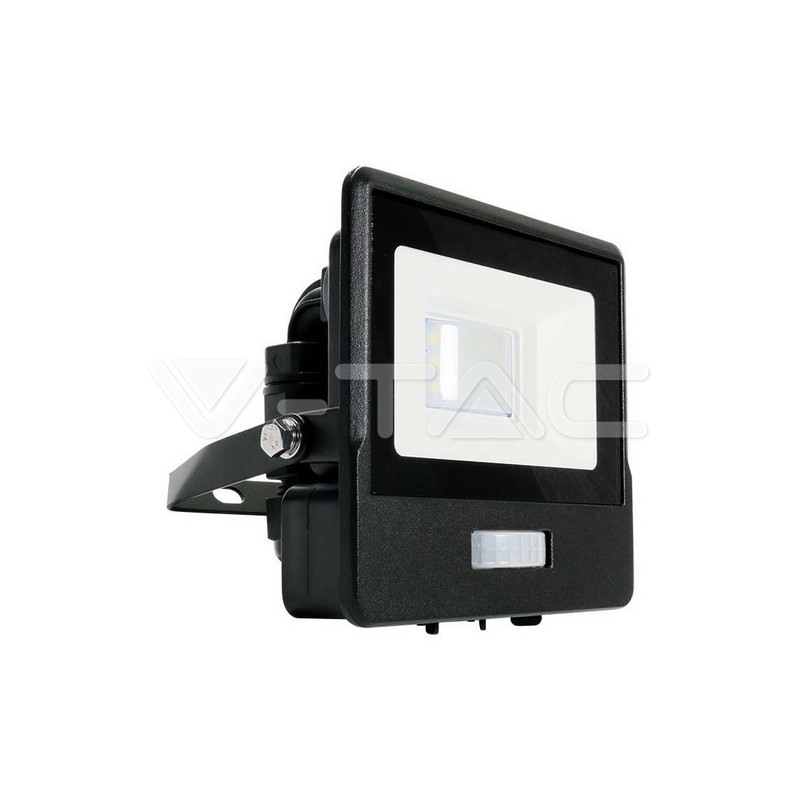 SKU20257 ref.+senz. 10W 735lm čierna